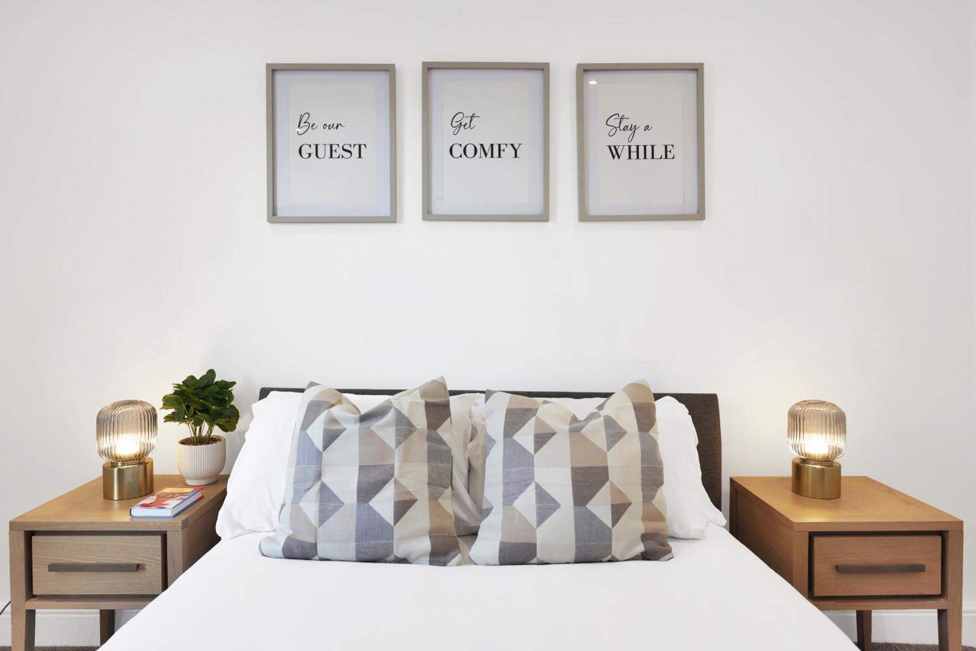 Appartamento 1 Bedroom Short Term & Flexible Renting Hackney With Free Wifi *