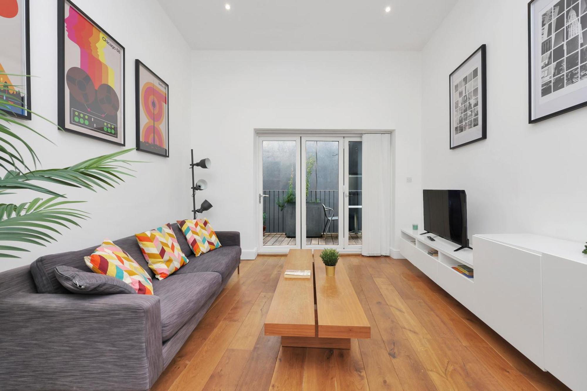 Appartamento 1 Bedroom Short Term & Flexible Renting Hackney With Free Wifi Londra
